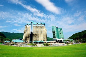 High1 Grand Hotel Main Tower