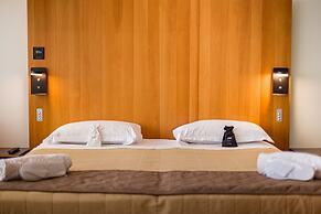 New Ipoint Hotel