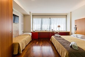 New Ipoint Hotel