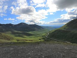 Hatcher Pass Cabins