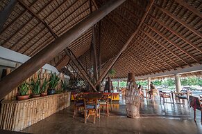Punta Teonoste Beach Resort