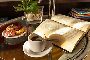 Awa Boutique Design Hotel