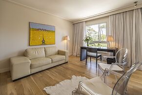 Awa Boutique Design Hotel