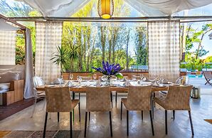 Awa Boutique Design Hotel