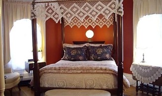 Isaiah Jones Homestead Bed & Breakfast
