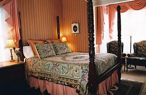Isaiah Jones Homestead Bed & Breakfast