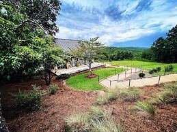 Mountain Top Inn and Resort