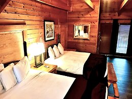 Mountain Top Inn and Resort