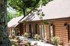 Mountain Top Inn and Resort