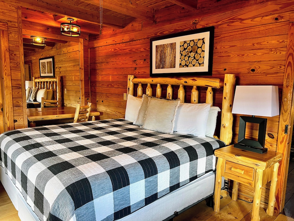 Mountain Top Inn and Resort