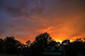 Mountain Top Inn and Resort