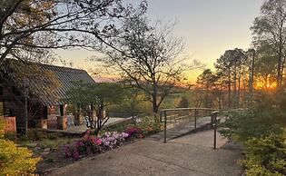 Mountain Top Inn and Resort