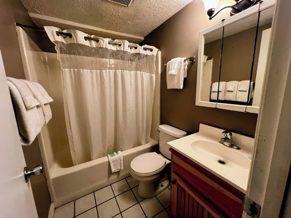 Mountain Top Inn and Resort