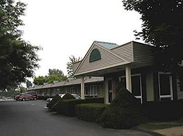 T-Bird Motor Inn