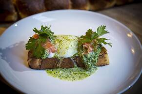 Mendeli Street Hotel By Prima Hotels - 18 years old plus