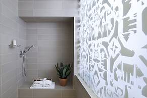 Mendeli Street Hotel By Prima Hotels - 18 years old plus