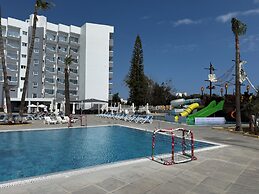 Papouis Protaras Hotel