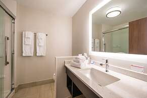 Holiday Inn Express and Suites Jacksonville East by IHG