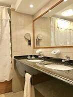 Huinid Bustillo Hotel & Spa