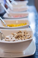 Novelty Suites Hotel