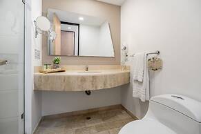 Novelty Suites Hotel