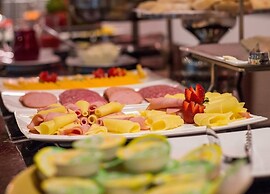 Novelty Suites Hotel