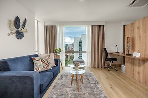 Novelty Suites Hotel