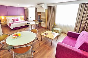 Novelty Suites Hotel