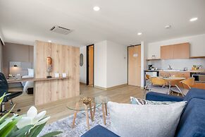 Novelty Suites Hotel