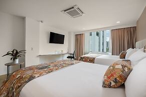 Novelty Suites Hotel