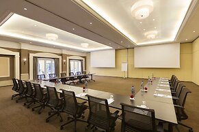 Dolce by Wyndham CampoReal Lisboa