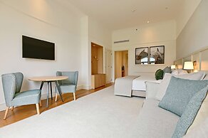 Dolce by Wyndham CampoReal Lisboa