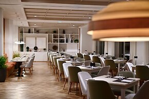 Dolce by Wyndham CampoReal Lisboa