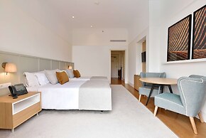 Dolce by Wyndham CampoReal Lisboa