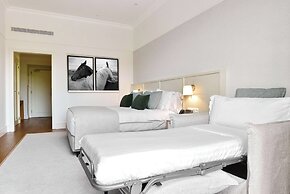 Dolce by Wyndham CampoReal Lisboa