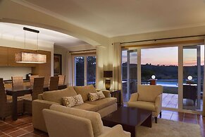 Dolce by Wyndham CampoReal Lisboa