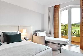 Dolce by Wyndham CampoReal Lisboa