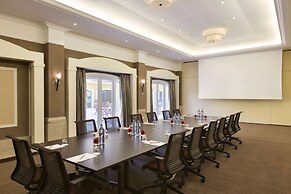 Dolce by Wyndham CampoReal Lisboa