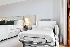 Dolce by Wyndham CampoReal Lisboa