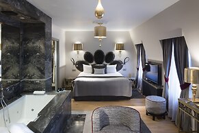 Hotel Lumen Paris Louvre