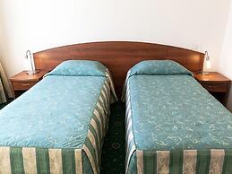 Maxima Slavia Hotel