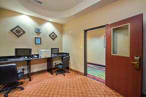 Holiday Inn Express Hotel & Suites Terrell by IHG