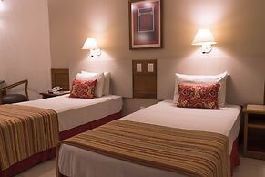 Oft Tamandare Plaza Hotel