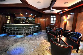 Oft Tamandare Plaza Hotel