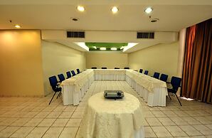 Oft Tamandare Plaza Hotel