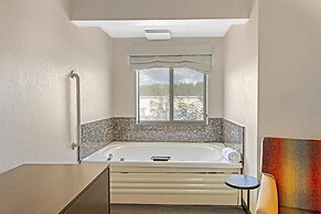 Best Western Plus McCall Lodge & Suites