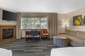 Best Western Plus McCall Lodge & Suites