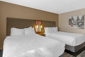 Best Western Plus McCall Lodge & Suites
