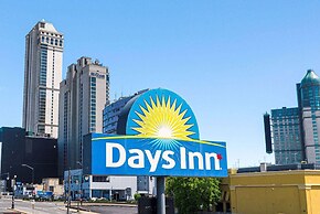 Days Inn by Wyndham Fallsview