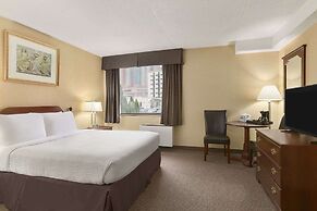 Days Inn by Wyndham Fallsview